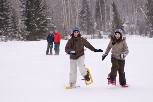 snowshoeing in canada
