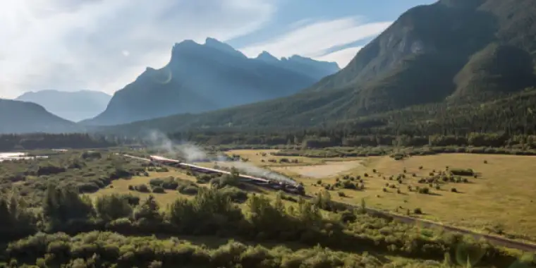 amazing things to see on Rocky Mountaineer