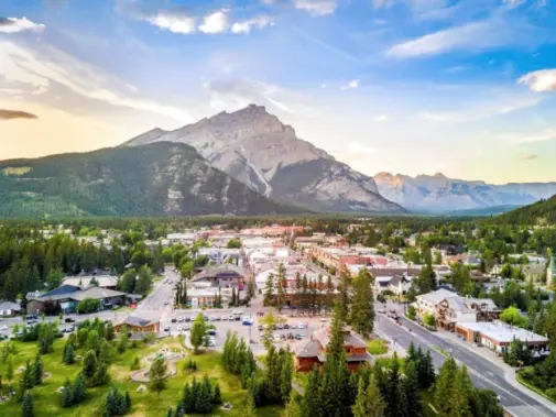 Banff-town.jpg