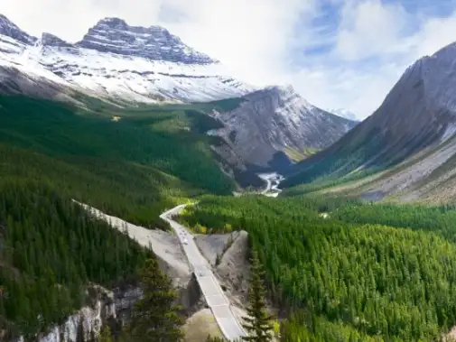 Big-Hill-and-Big-Bend-Icefield-Parkway-Alberta.jpg