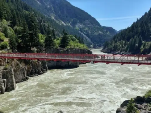 iStock-1224944983_Hells_gate_Fraser_River.jpg