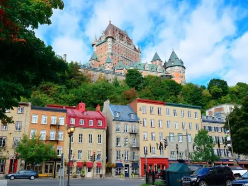 iStock-534601687_daytime_Chateau_Frontenac_Castle_Quebec_City.jpg
