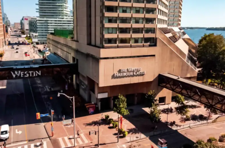 Westin_Harbour_Castle_Hotel_Photocredit_Destination_Toronto.jpg