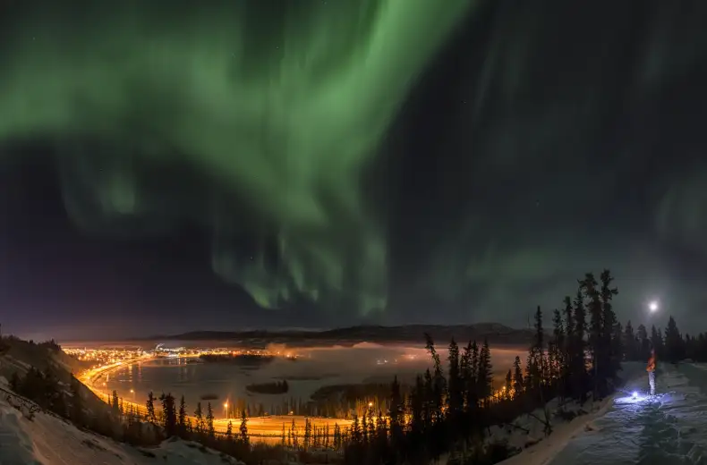 northern-lights-whitehorsenl030.jpg