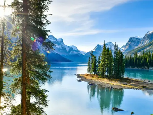 website-banner-beautiful-spirit-island-in-maligne-lake-jasper-national-park-alberta-canada---1333152949.jpg