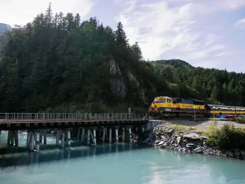 whittier_ship-train_port_20220828_0173-1.jpg