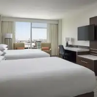 Standard (2 Queens)