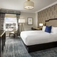 Fairmont Harbour View Room