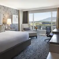Fairmont Gold City View