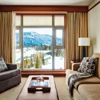 1 Bedroom Upper Floor Suite