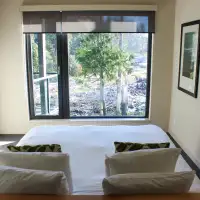 One Bedroom Lodge