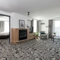 1 Bedroom Suite