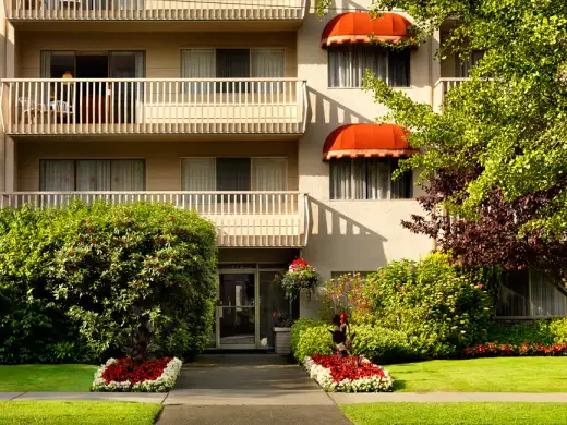 Royal Scot Hotel & Suites