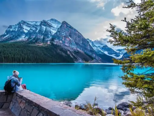 lake-louise-in-banff.jpg