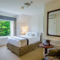 Resort Room 1 Queen