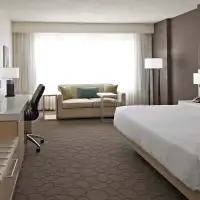 Deluxe