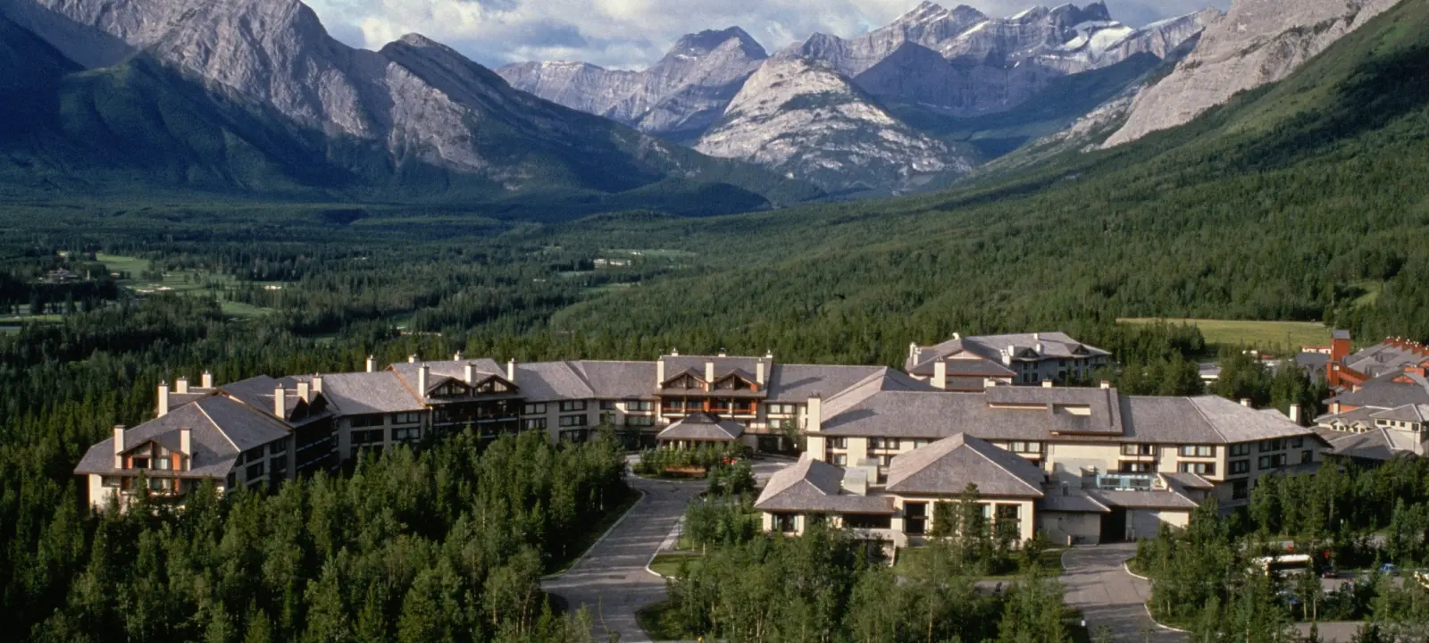 Pomeroy Kananaskis Mountain Lodge by Autograph Marriott