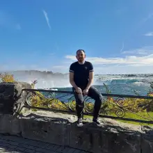 Andrew Blenkiron, Canadian Affair Travel Expert